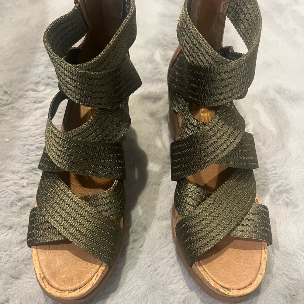 Sorel Joanie II Strappy Wedge Sandals, army green